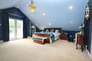 Photo 5- click for photo gallery